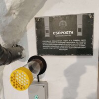 4278627353