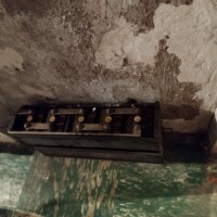 607695749