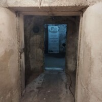 2466598418