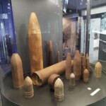 592563289