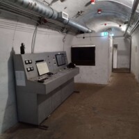 786615883