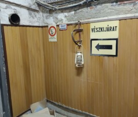 359108943