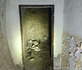 2117464161
